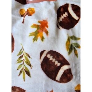 Adirondack‎ Berkshire Blanket Autumn Throw Football Leaf Super Soft 60x70
